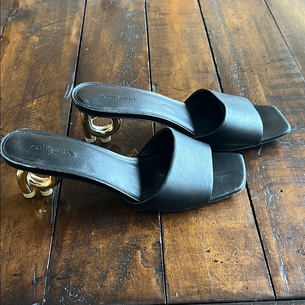 Cult Gaia Cora Black Sandals with Gold Heels, size 39 1/2 - Picture 2 of 12